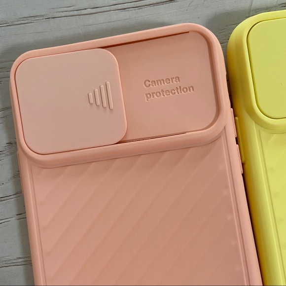 BNWT iPhone11 Phone Case with Camera Protection - Picture 3 of 8